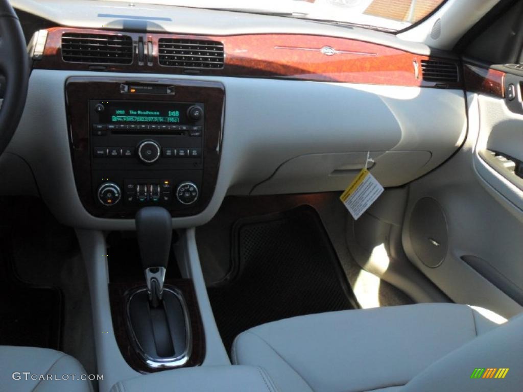 2011 Impala LTZ - Black / Gray photo #17