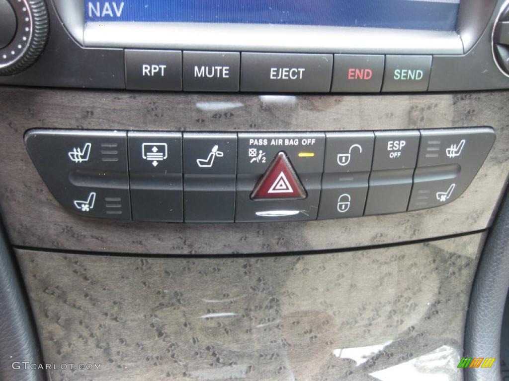 2008 Mercedes-Benz E 550 Sedan Controls Photo #47719505