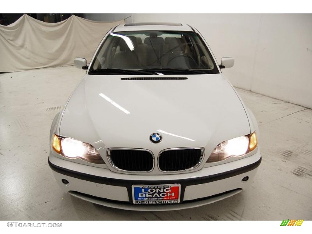 2005 3 Series 325i Sedan - Alpine White / Sand photo #5