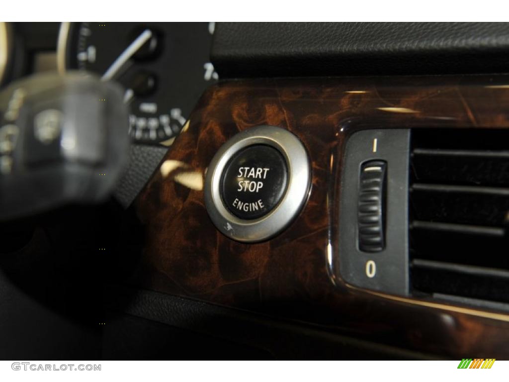 2008 3 Series 328i Sedan - Jet Black / Black photo #32