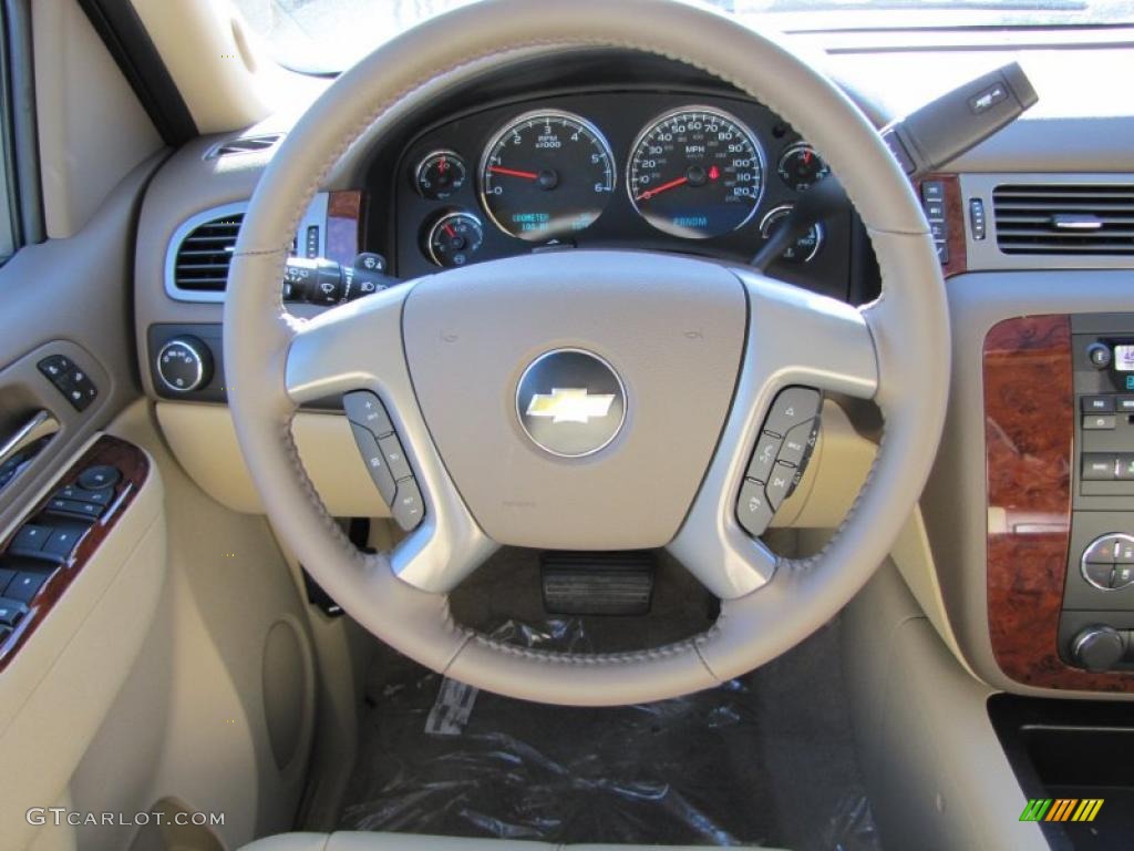 2011 Chevrolet Tahoe LT Light Cashmere/Dark Cashmere Steering Wheel Photo #47724293