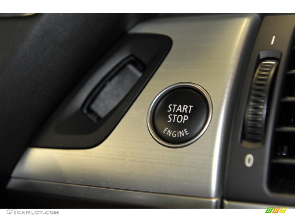 2010 BMW X6 xDrive50i Controls Photo #47725688