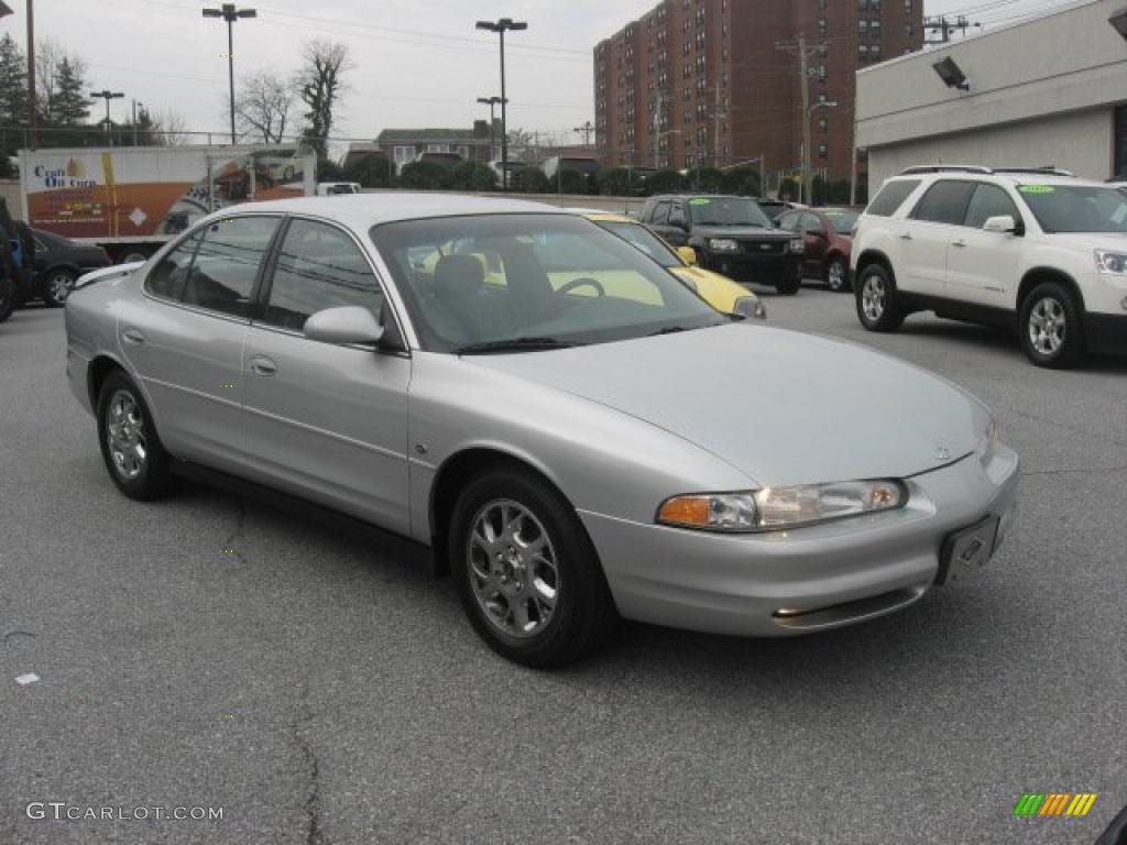 2000 Intrigue GLS - Silver Mist Metallic / Dark Gray photo #4