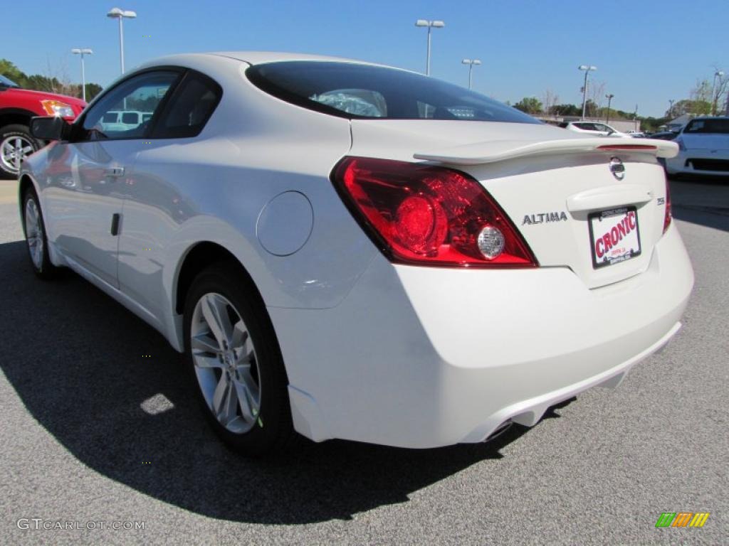2011 Altima 2.5 S Coupe - Winter Frost White / Charcoal photo #3