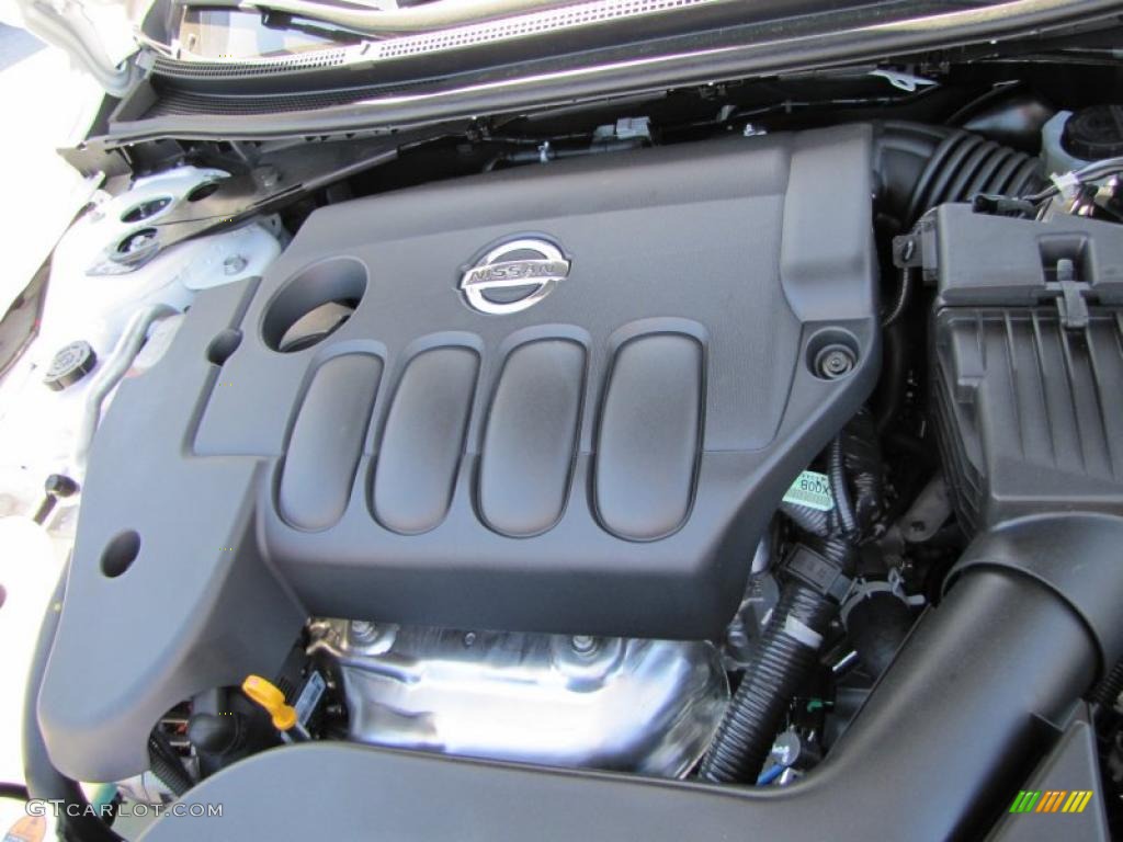 2011 Nissan Altima 2.5 S Coupe 2.5 Liter DOHC 16-Valve CVTCS 4 Cylinder Engine Photo #47726548