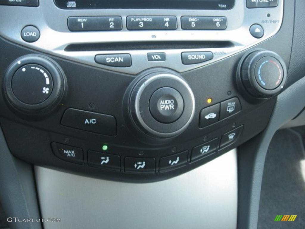 2006 Accord EX Coupe - Alabaster Silver Metallic / Gray photo #30