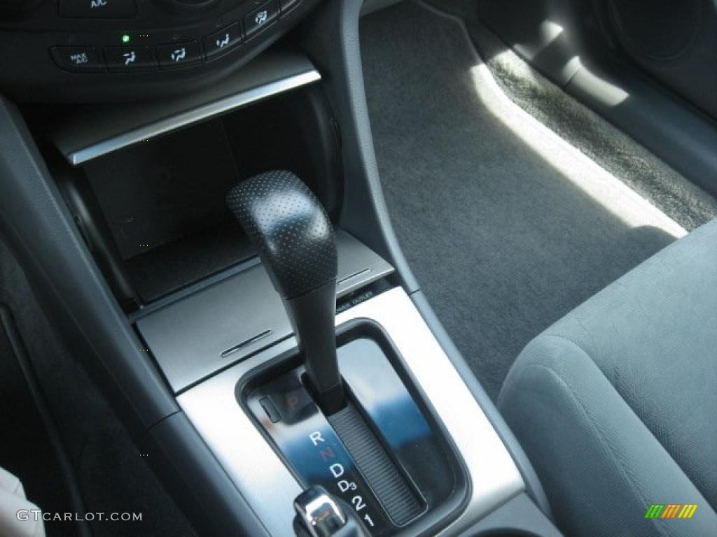 2006 Accord EX Coupe - Alabaster Silver Metallic / Gray photo #31