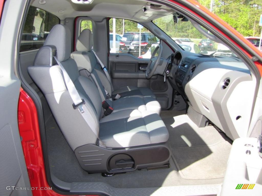 Medium Flint Interior 2007 Ford F150 XLT Regular Cab Photo #47728254