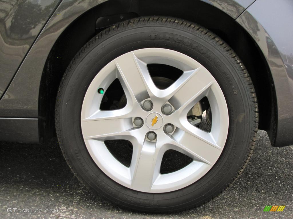 2011 Chevrolet Malibu LS Wheel Photo #47728620