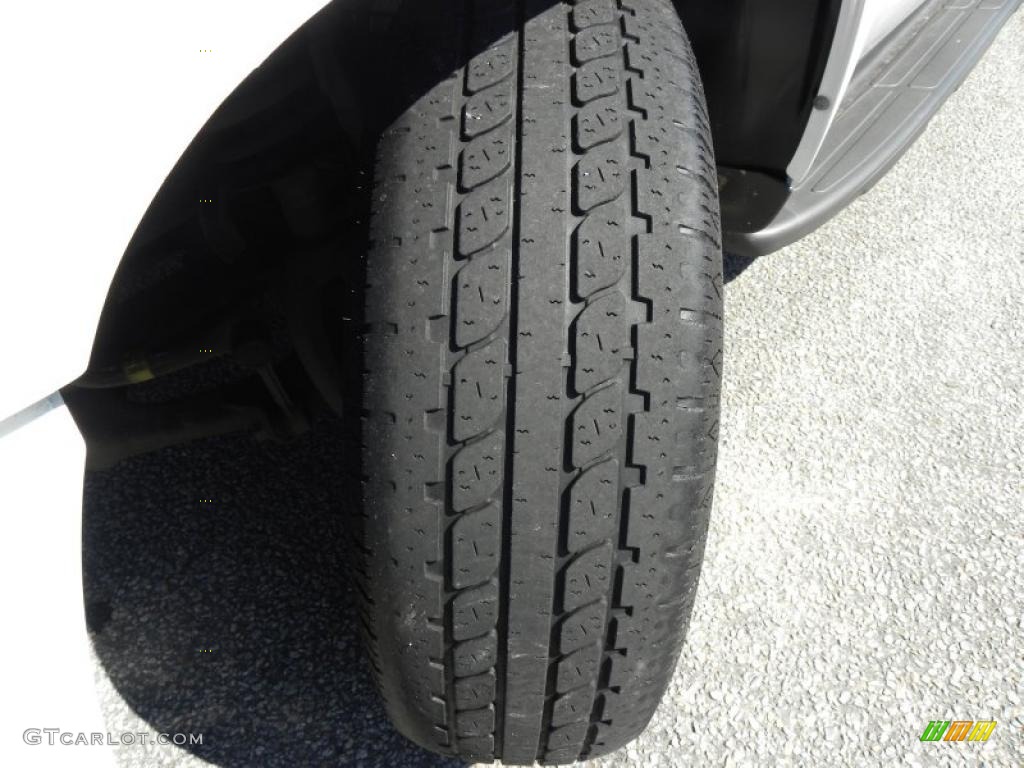 2005 TrailBlazer LS - Summit White / Light Gray photo #20