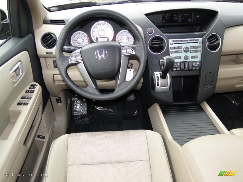 2010 Honda Pilot EX Beige Dashboard Photo #47730576