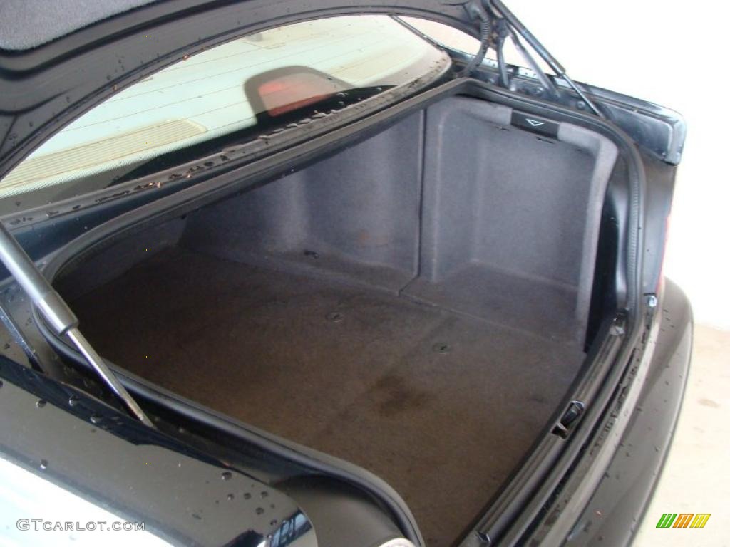 2001 BMW 5 Series 525i Sedan Trunk Photo #47733016