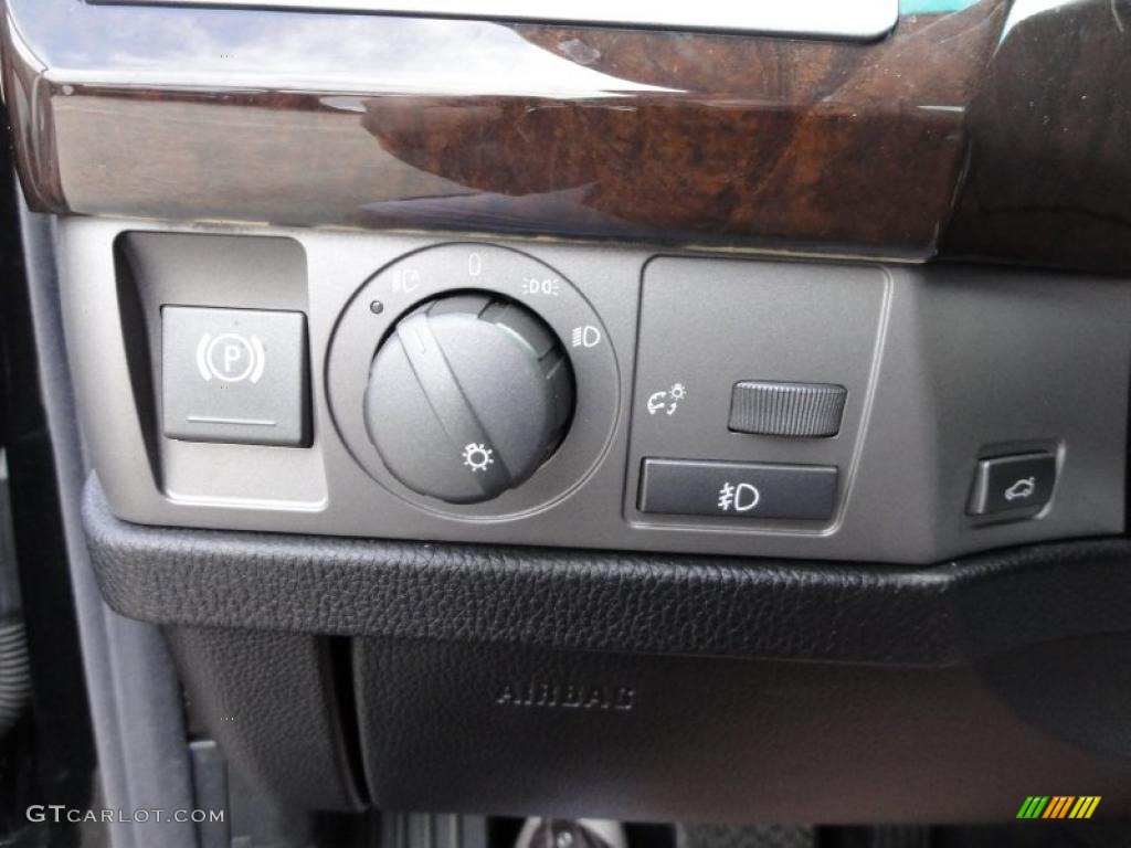 2002 7 Series 745i Sedan - Jet Black / Black photo #54