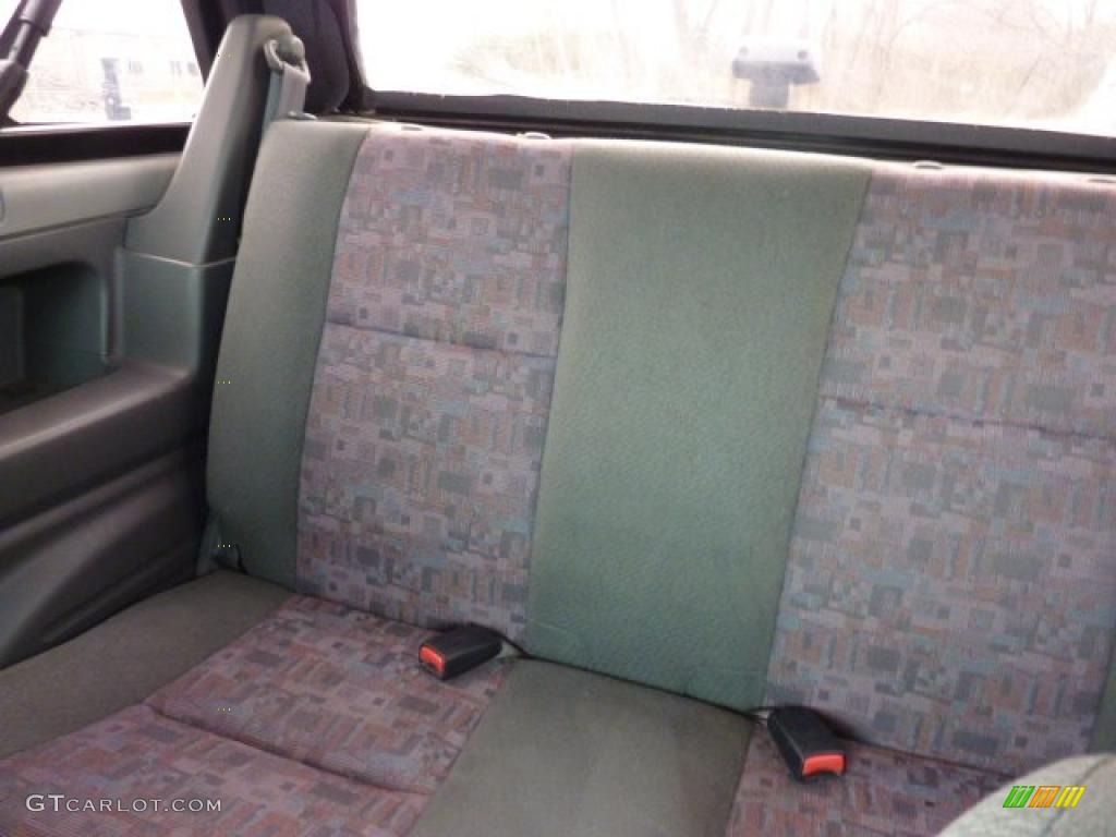 Medium Gray Interior 1999 Chevrolet Tracker Soft Top 4x4 Photo #47735074