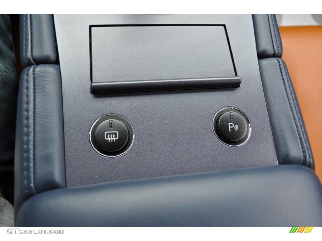 2007 Aston Martin V8 Vantage Coupe Controls Photo #47736553