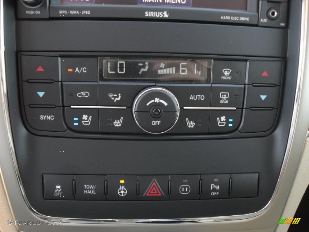 2011 Jeep Grand Cherokee Limited 4x4 Controls Photo #47738470