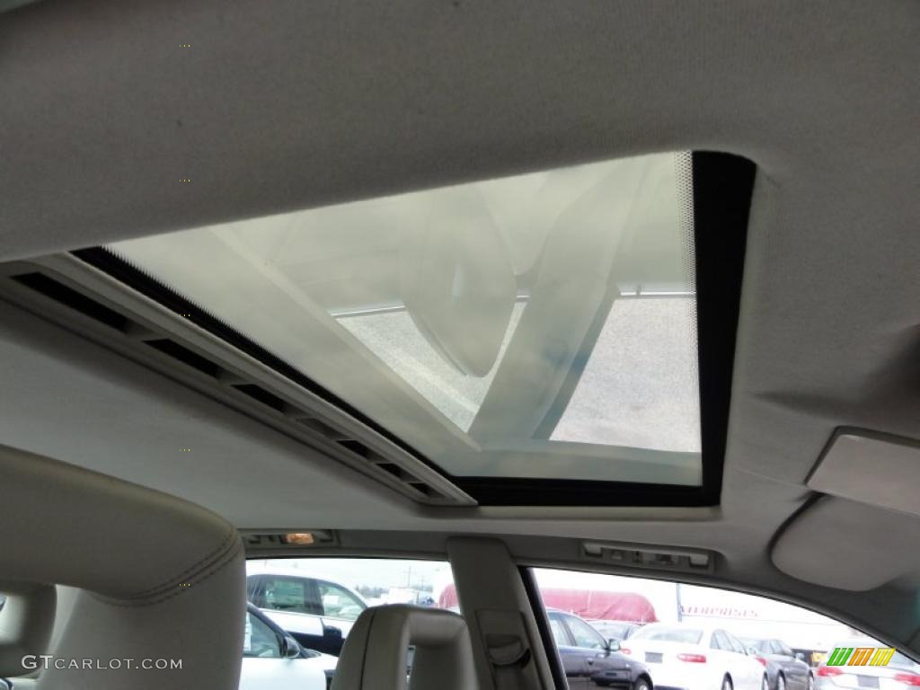 1994 Audi S4 quattro Sedan Sunroof Photo #47739319