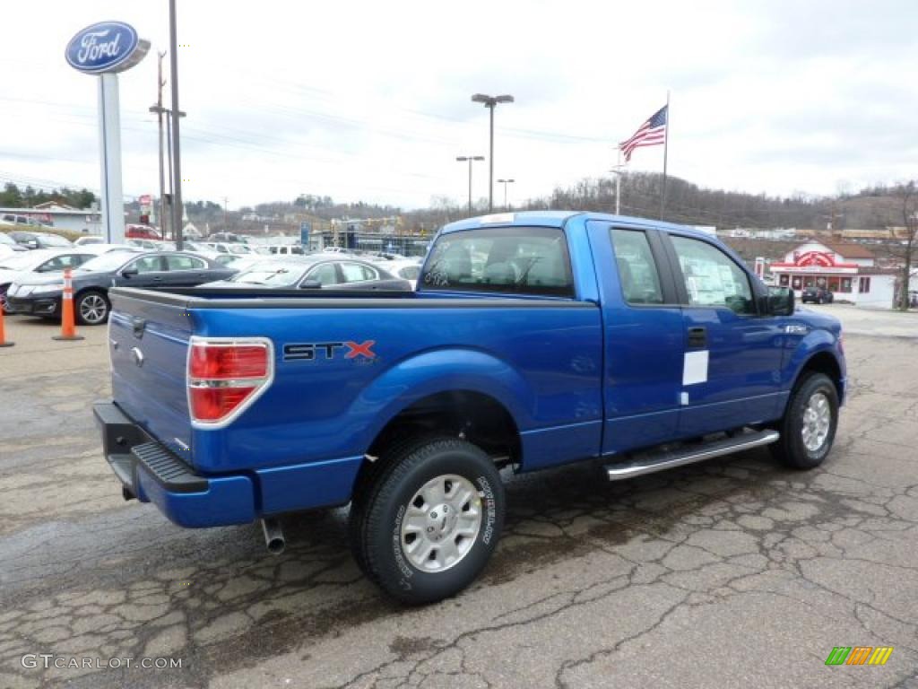 2011 F150 STX SuperCab 4x4 - Blue Flame Metallic / Steel Gray photo #4