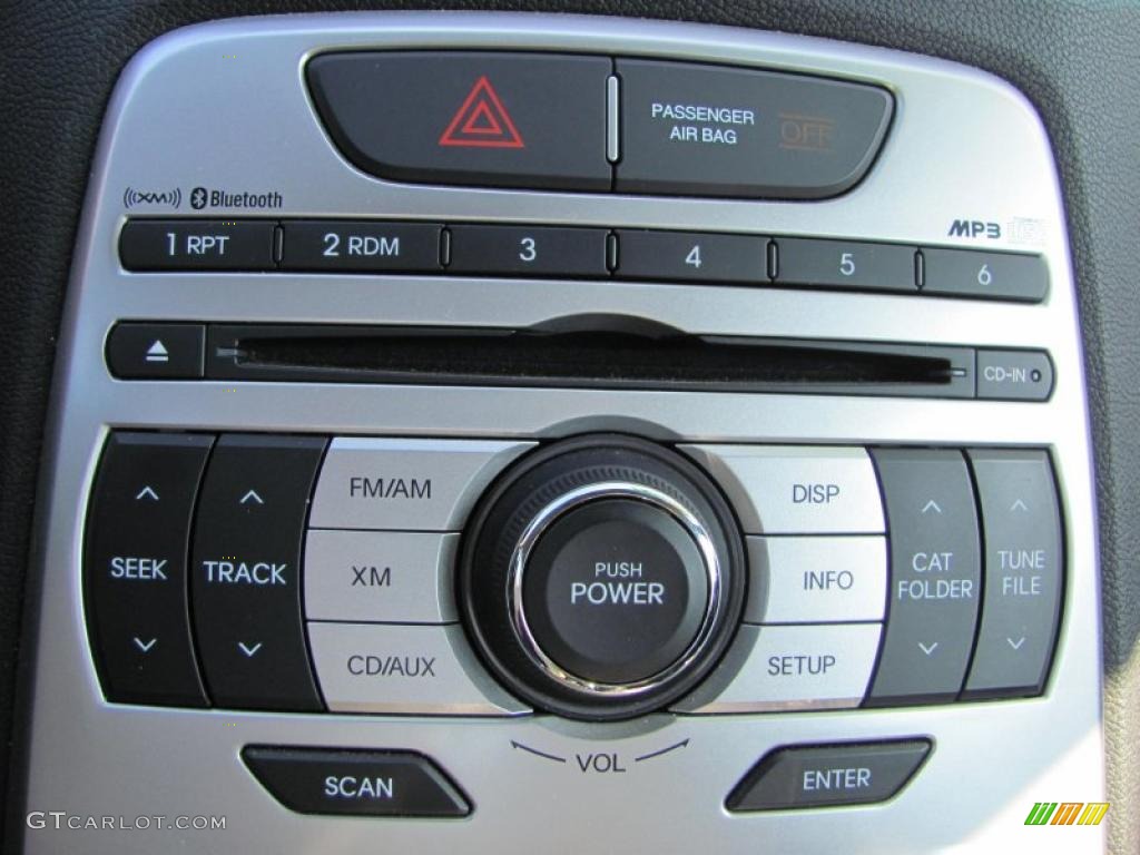2010 Hyundai Genesis Coupe 2.0T Controls Photo #47742043