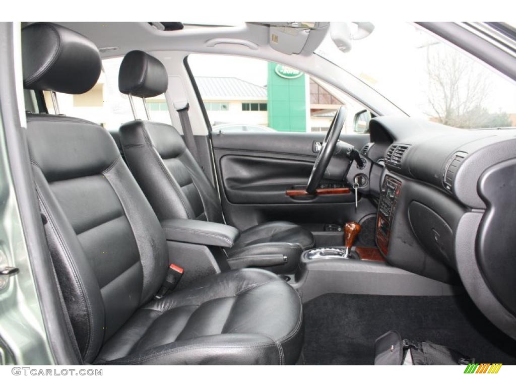 Anthracite Interior 2004 Volkswagen Passat GLX Sedan Photo #47742265