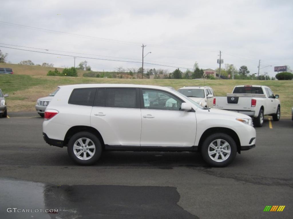 Classic Silver Metallic 2011 Toyota Highlander Standard Highlander Model Exterior Photo #47746370