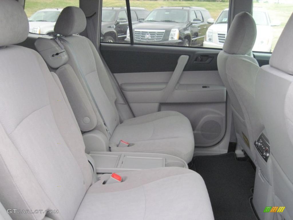 Ash Interior 2011 Toyota Highlander Standard Highlander Model Photo #47746511
