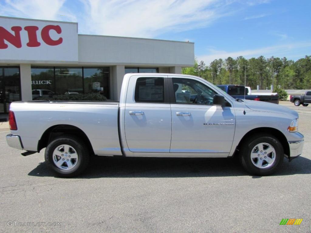 2011 Ram 1500 SLT Quad Cab - Bright Silver Metallic / Dark Slate Gray/Medium Graystone photo #8