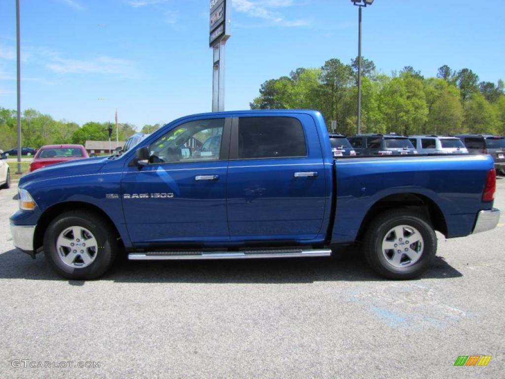 2011 Ram 1500 SLT Crew Cab - Deep Water Blue Pearl / Dark Slate Gray/Medium Graystone photo #4