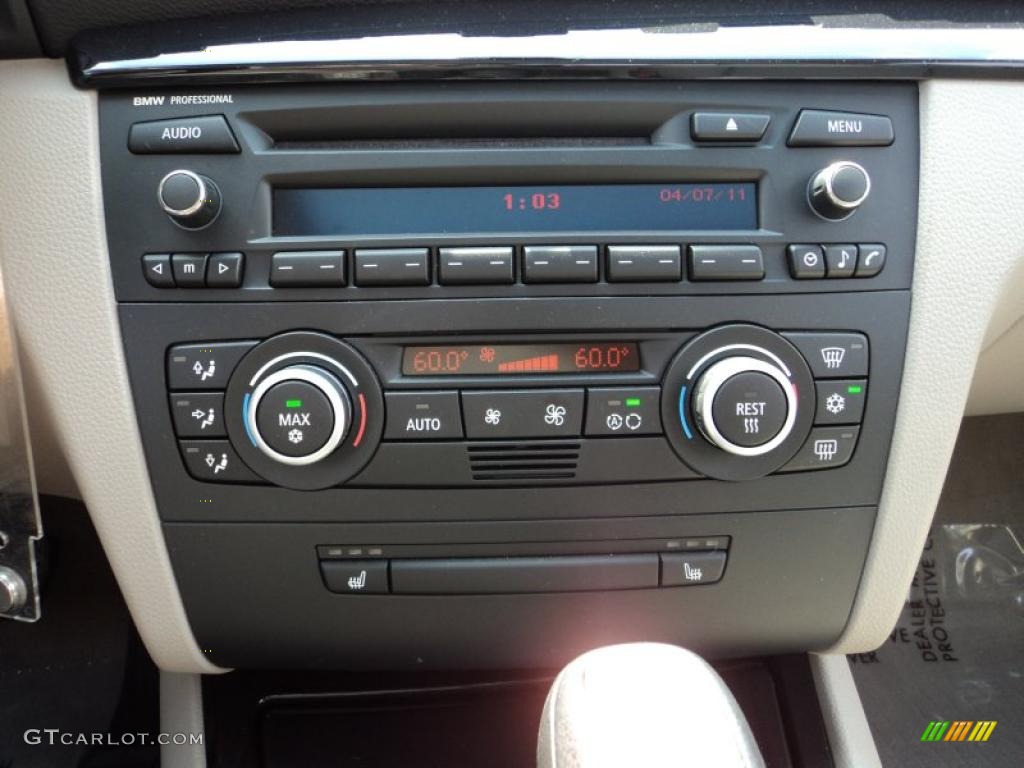 2009 BMW 1 Series 128i Coupe Controls Photo #47749709