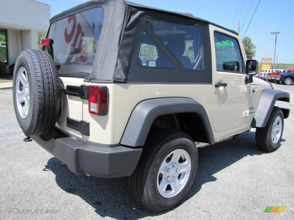 2011 Wrangler Sport 4x4 - Sahara Tan / Black photo #7