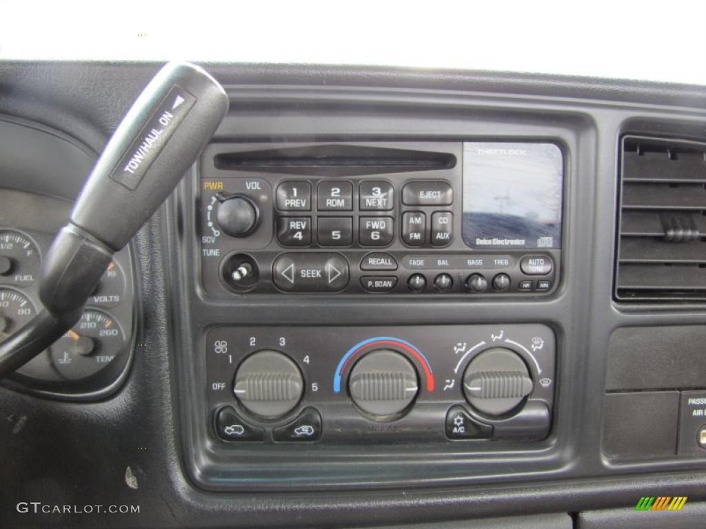 2002 Chevrolet Silverado 2500 Regular Cab 4x4 Controls Photo #47752442