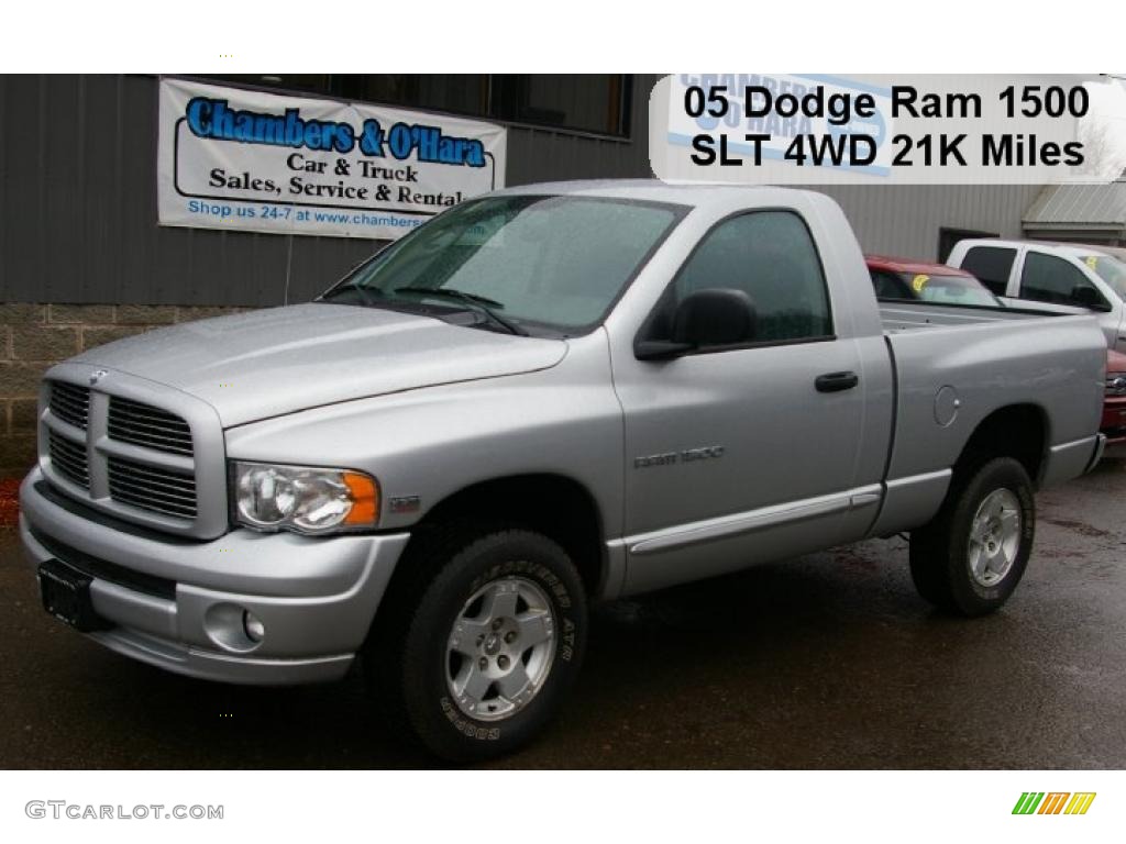 2005 Ram 1500 SLT Regular Cab 4x4 - Bright Silver Metallic / Dark Slate Gray photo #1