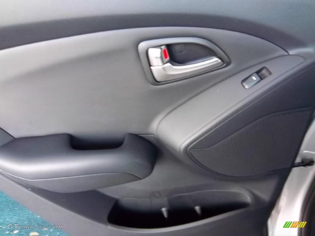 2010 Hyundai Tucson GLS AWD Black Door Panel Photo #47756949