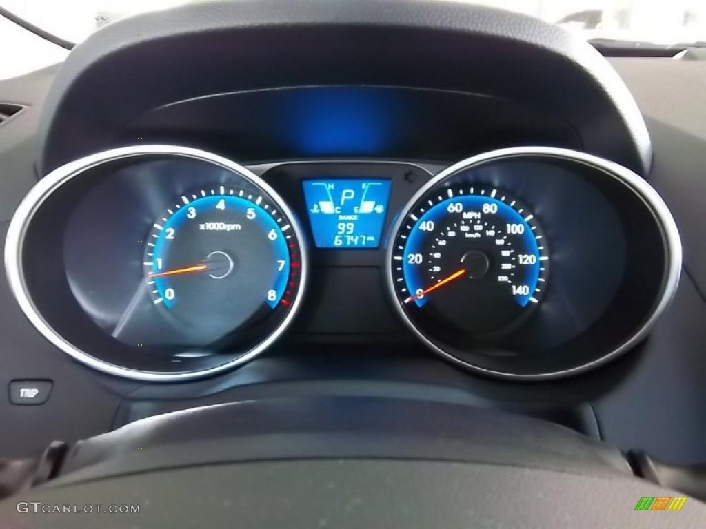 2010 Hyundai Tucson GLS AWD Gauges Photo #47757051