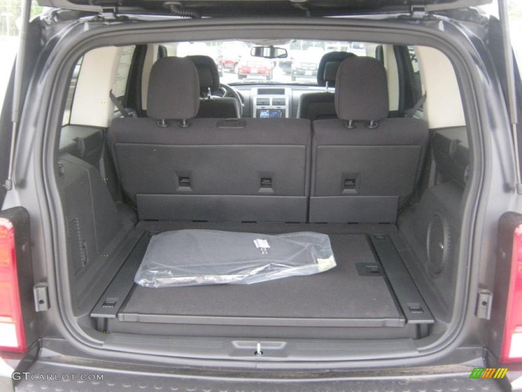 2011 Dodge Nitro Detonator Trunk Photo #47758641