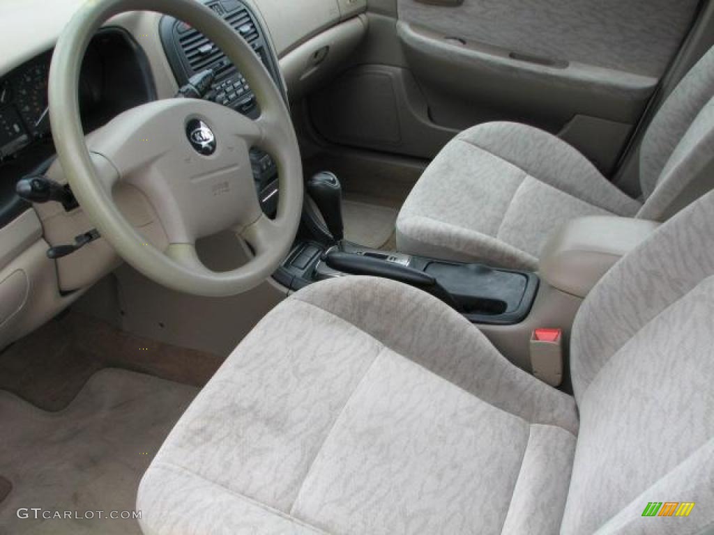 2006 Optima LX - White / Beige photo #21