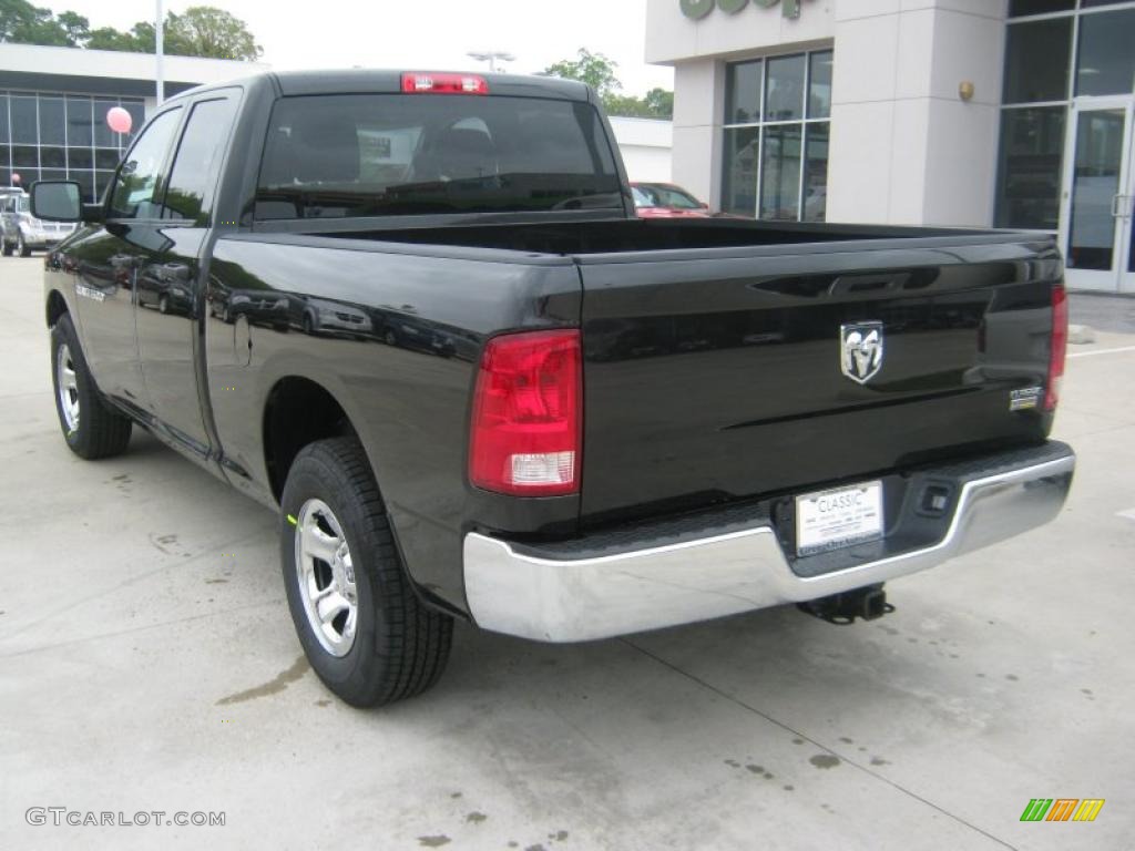 2011 Ram 1500 ST Quad Cab - Brilliant Black Crystal Pearl / Dark Slate Gray/Medium Graystone photo #3