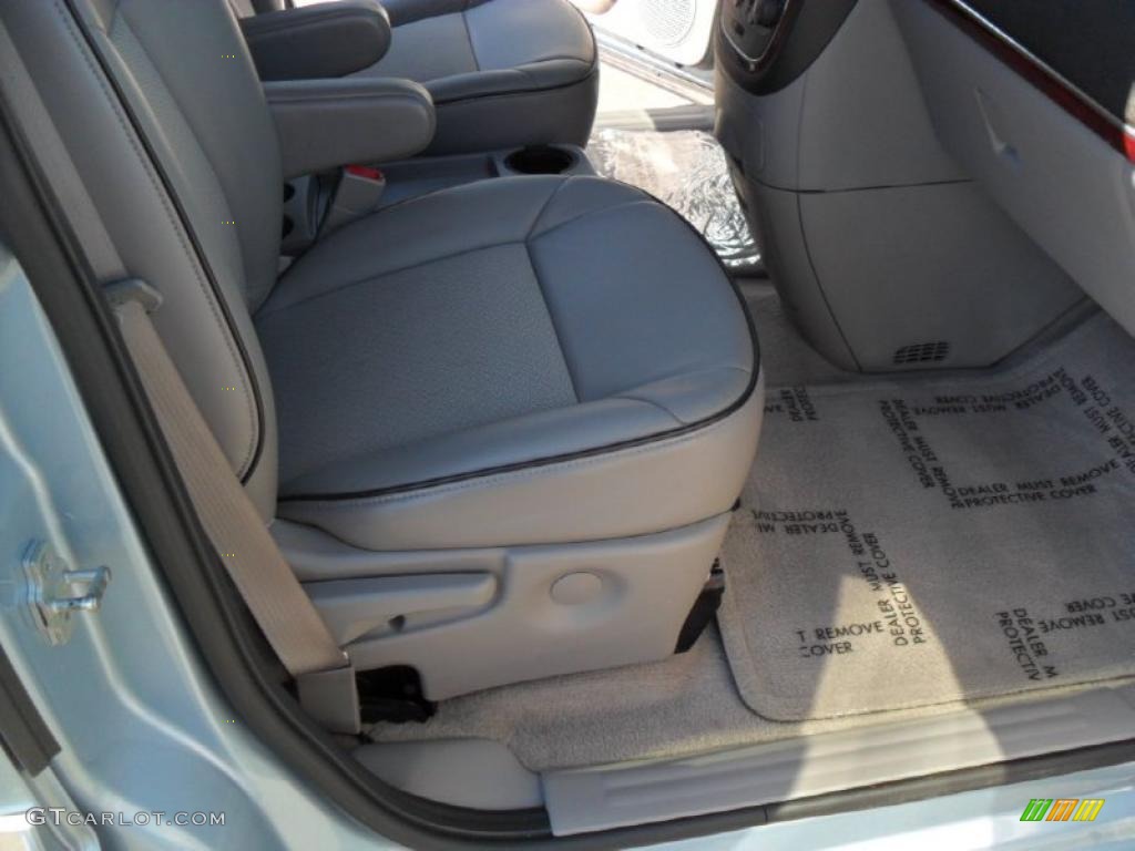 2007 Terraza CX Plus - Polar Blue Metallic / Medium Gray photo #17