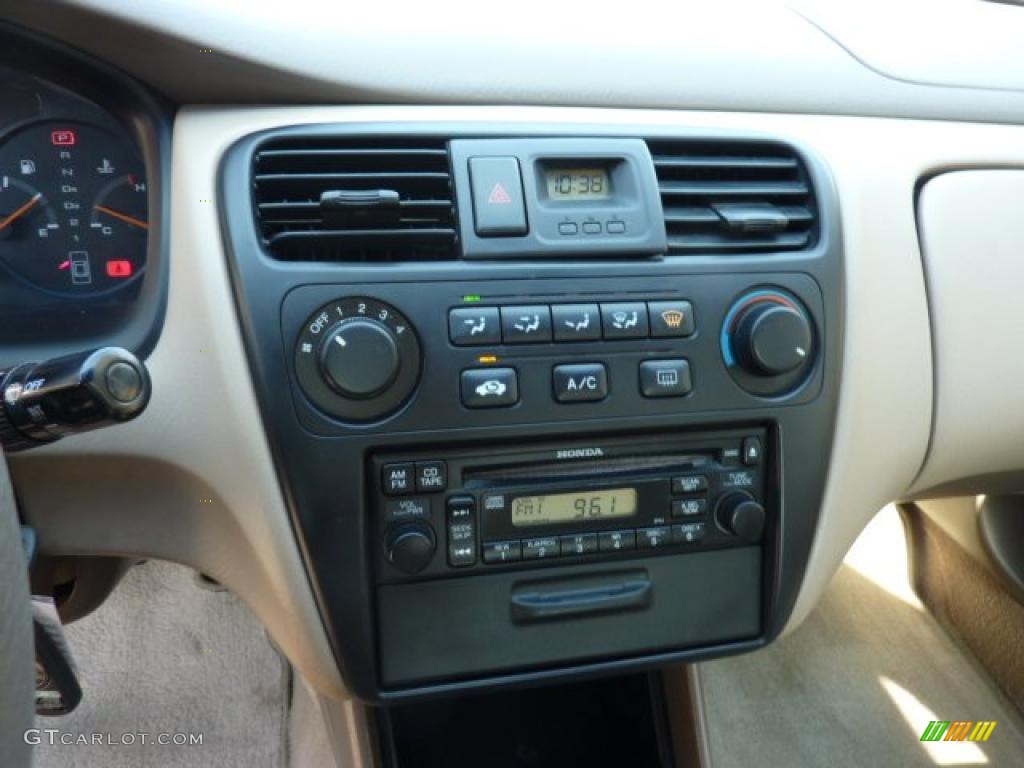 2001 Accord LX Sedan - Naples Gold Metallic / Ivory photo #9