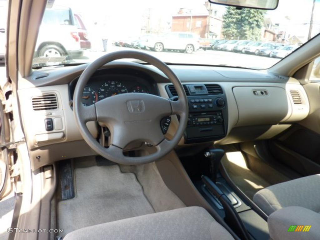 2001 Accord LX Sedan - Naples Gold Metallic / Ivory photo #13