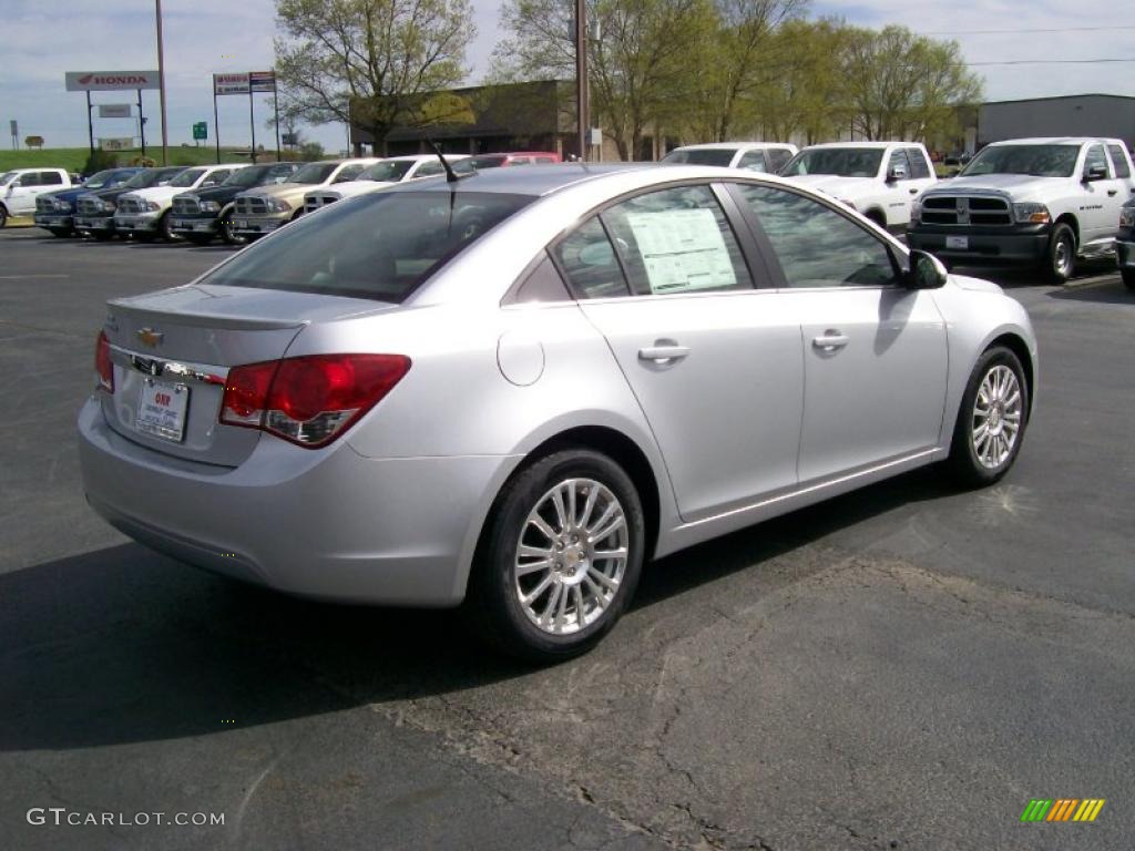 2011 Cruze ECO - Silver Ice Metallic / Medium Titanium photo #5