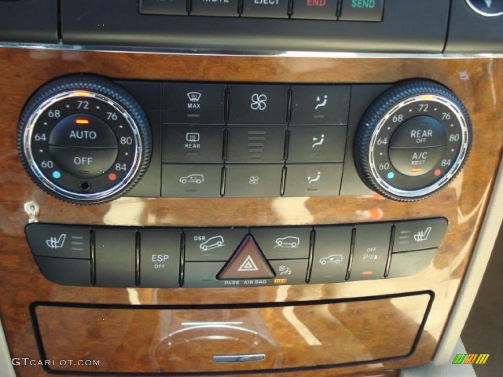 2008 Mercedes-Benz GL 450 4Matic Controls Photo #47760904