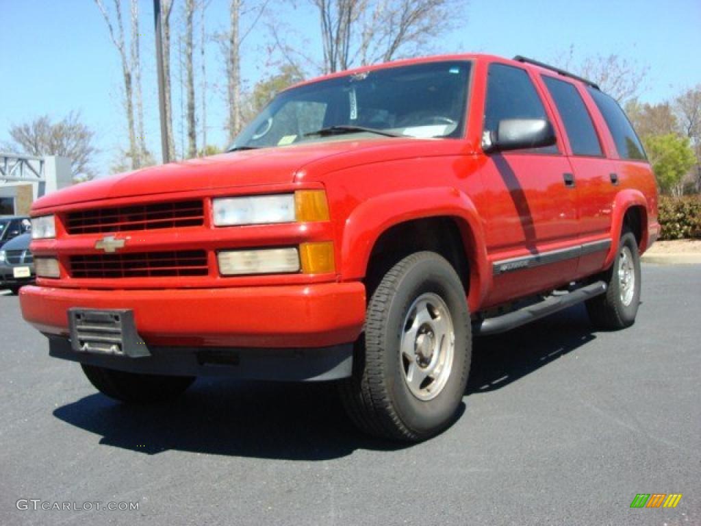 1999 Tahoe Z71 4x4 - Victory Red / Neutral photo #1