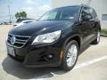 Deep Black Metallic - Tiguan SE Photo No. 3