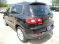 Deep Black Metallic - Tiguan SE Photo No. 5