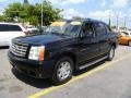 Sable Black - Escalade EXT AWD Photo No. 3