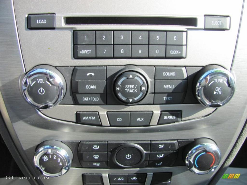 2010 Fusion S - Brilliant Silver Metallic / Medium Light Stone photo #6