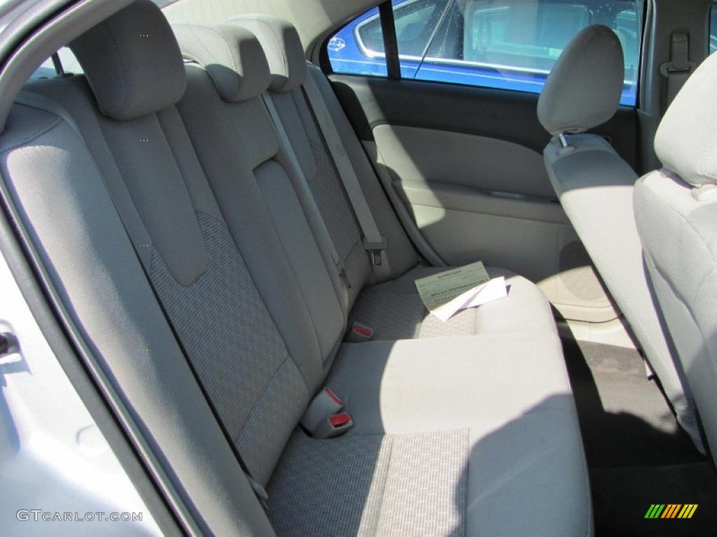 2010 Fusion S - Brilliant Silver Metallic / Medium Light Stone photo #15