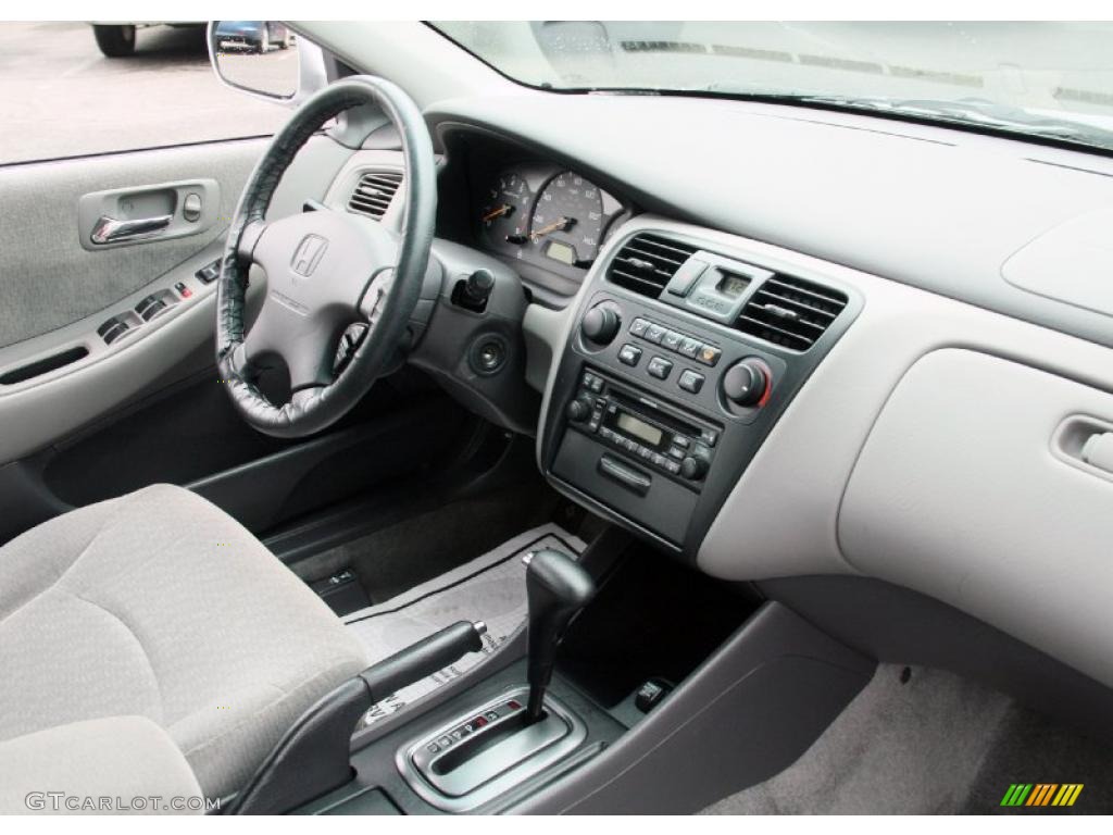 2002 Accord LX V6 Sedan - Satin Silver Metallic / Quartz Gray photo #5