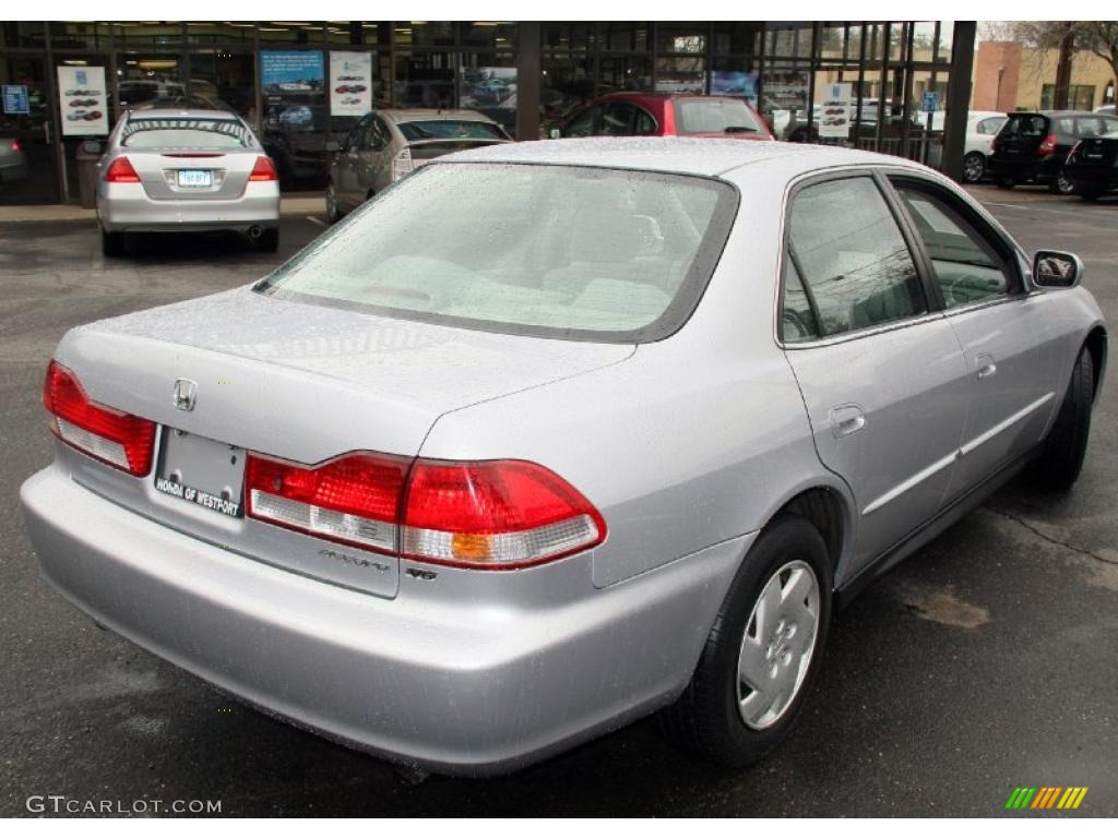 2002 Accord LX V6 Sedan - Satin Silver Metallic / Quartz Gray photo #6